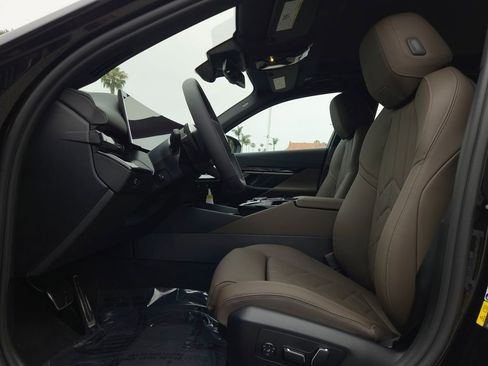 New 2026 BMW 550e xDrive AWD/4WD image 7