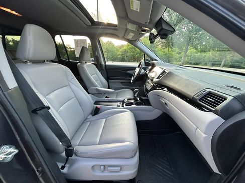 Used 2017 Honda Ridgeline RTL-E image 16