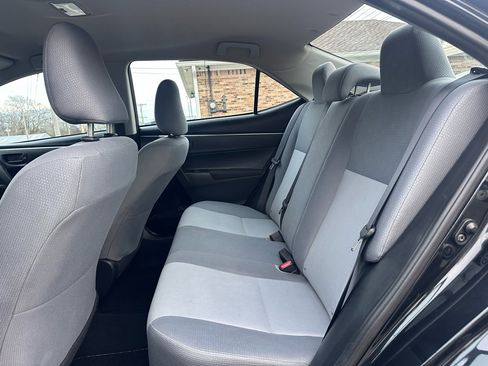 Used 2016 Toyota Corolla L image 16