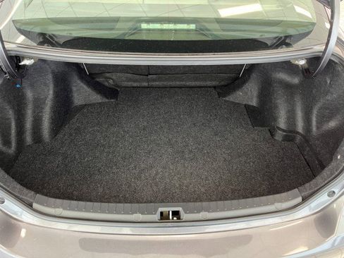 Used 2011 Toyota Corolla LE image 33