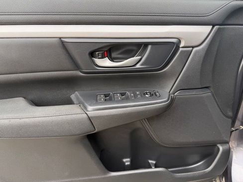 Used 2019 Honda CR-V LX image 16