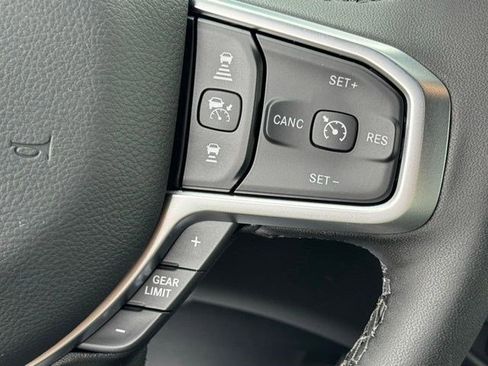 New 2026 RAM 1500 Big Horn AWD/4WD image 16