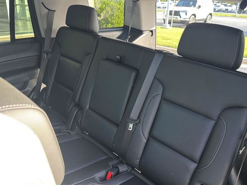 Used 2018 Chevrolet Tahoe LT w/ Off-Road Package AWD/4WD image 33