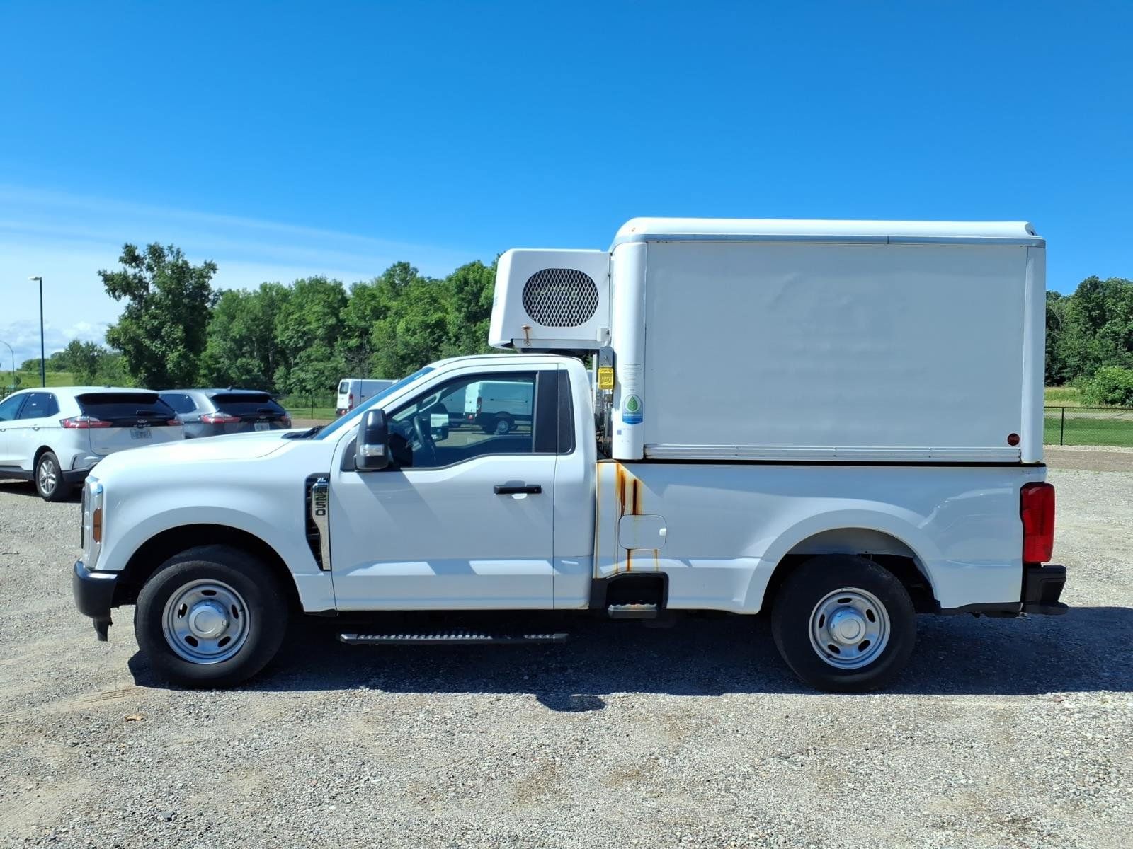 Used 2024 Ford F250 XL RWD image 2