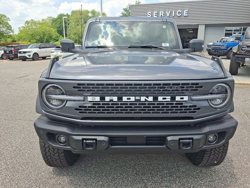 New 2025 Ford Bronco Badlands image 2