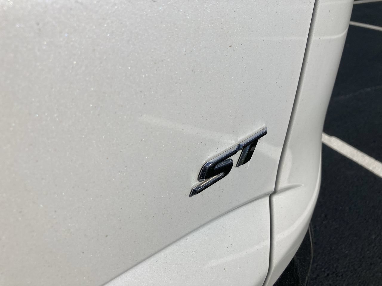 Used 2023 Buick Enclave Essence w/ Sport Touring Edition AWD/4WD image 10