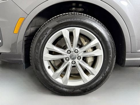 Used 2019 Audi Q7 3.0T Premium w/ Cold Weather Package image 32