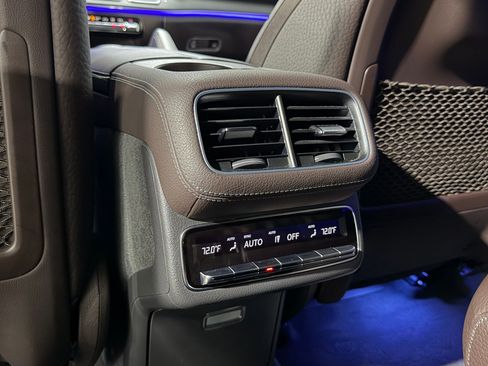 Used 2020 Mercedes-Benz GLS 580 4MATIC image 44