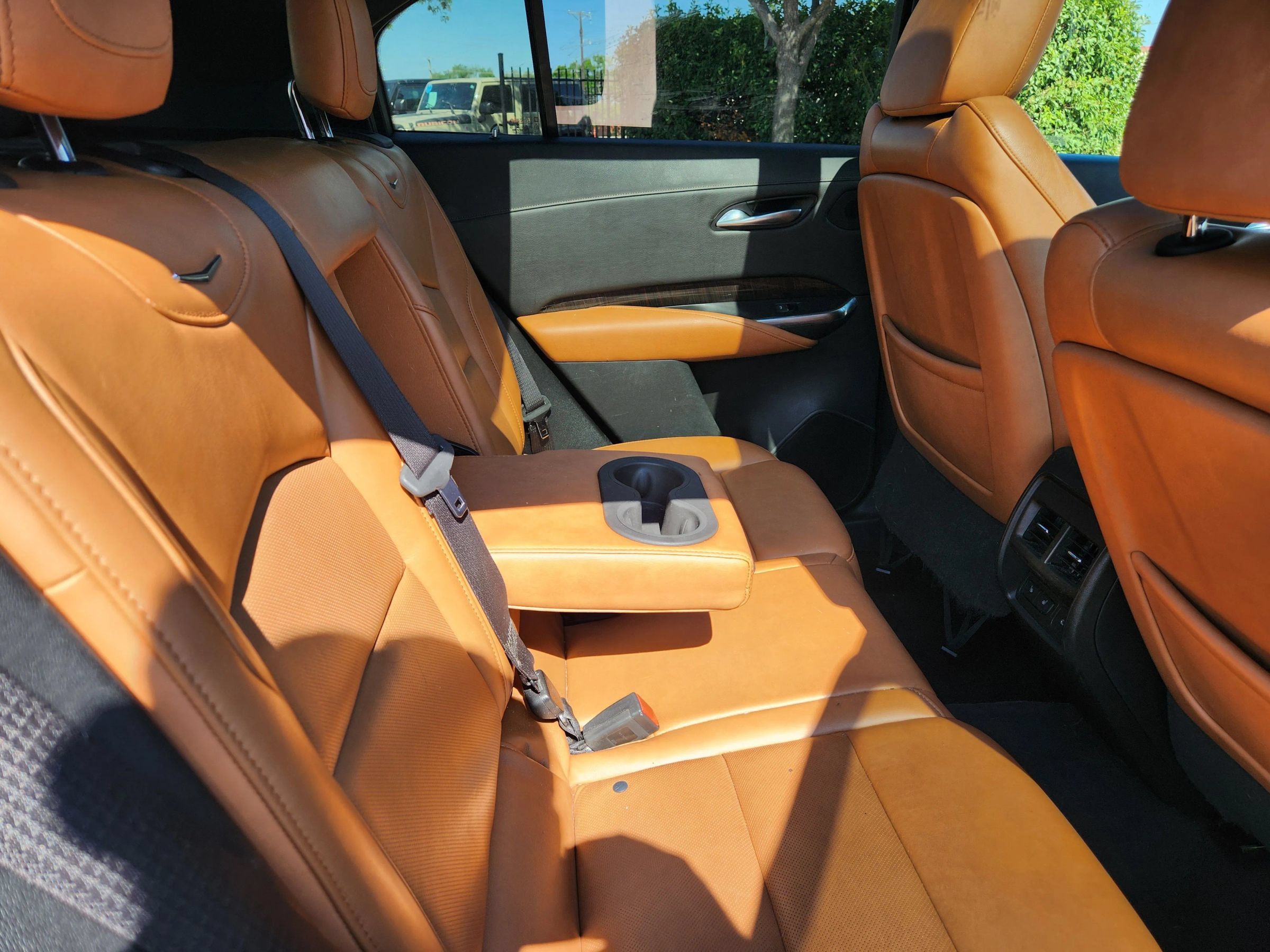 Used 2019 Cadillac XT4 Premium Luxury w/ Technology Package AWD/4WD image 14
