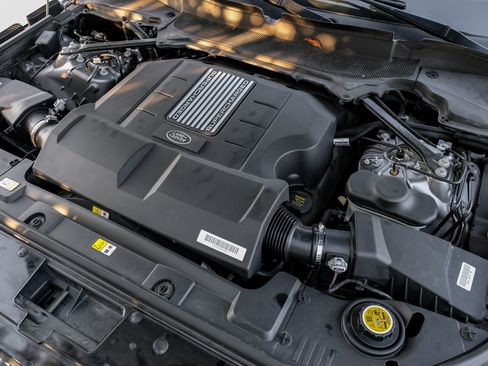 Used 2021 Land Rover Range Rover P525 Westminster Edition image 49