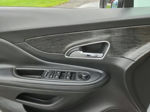 Used 2016 Buick Encore FWD image 35