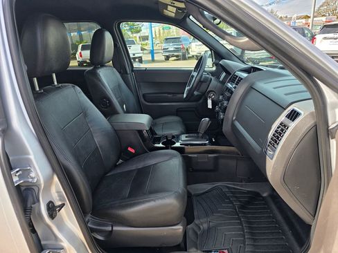 Used 2011 Ford Escape Limited image 23