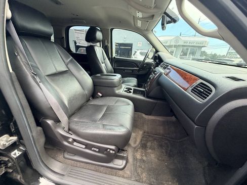 Used 2013 Chevrolet Tahoe LT AWD/4WD image 68