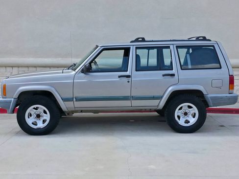 Used 2000 Jeep Cherokee Sport AWD/4WD image 6