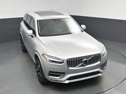 Used 2023 Volvo XC90 B6 Plus w/ Protection Package AWD/4WD image 26