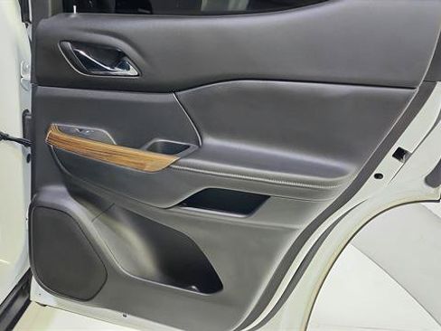 Used 2019 GMC Acadia SLE FWD image 26