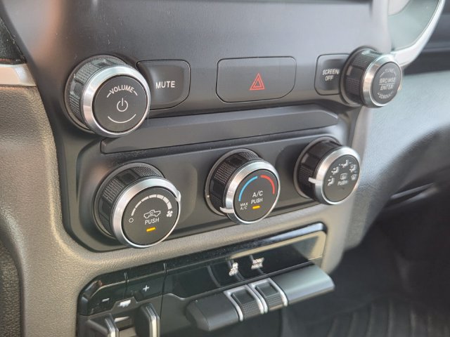 Used 2022 RAM 2500 Big Horn AWD/4WD image 20