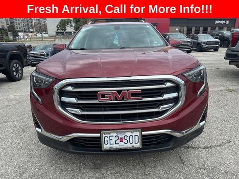 Used 2019 GMC Terrain SLT w/ Preferred Package AWD/4WD image 2