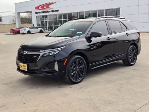 Used 2022 Chevrolet Equinox RS w/ RS Leather Package image 7