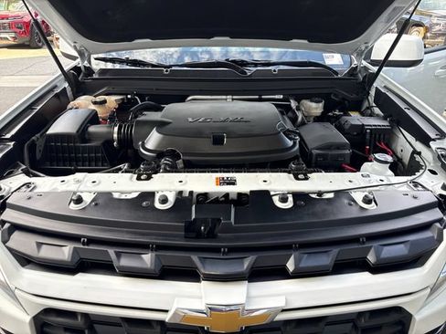 Certified 2022 Chevrolet Colorado LT w/ LT Convenience Package RWD image 20