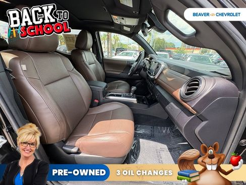 Used 2023 Toyota Tacoma Limited AWD/4WD image 25