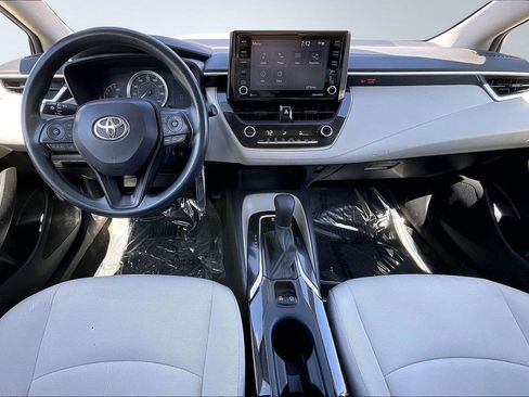 Used 2022 Toyota Corolla LE FWD image 15