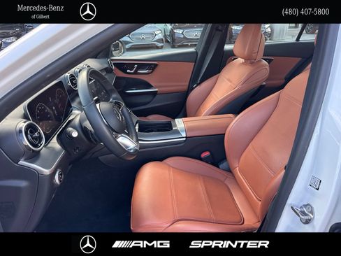 Used 2023 Mercedes-Benz C 300 Sedan image 10