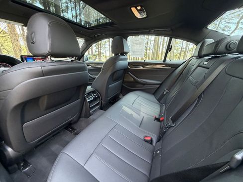 Certified 2023 BMW 530i 530i w/ Premium Package image 15