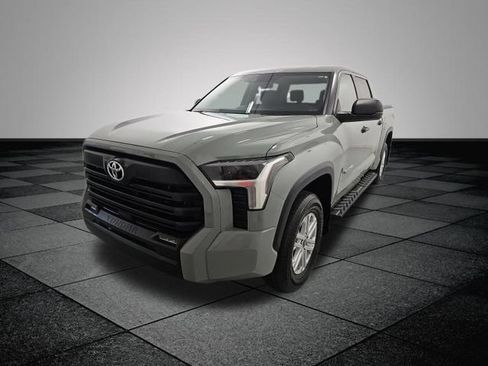 Used 2024 Toyota Tundra SR5 AWD/4WD image 3
