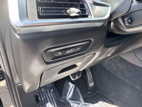 Used 2026 BMW X6 xDrive40i w/ Climate Comfort Package AWD/4WD image 29