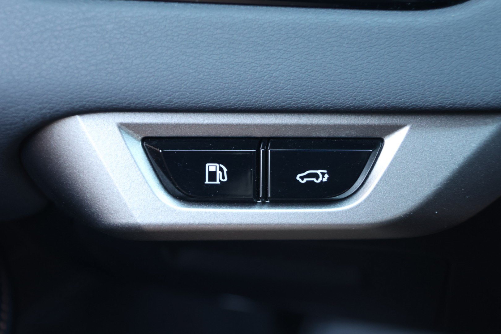 Used 2025 Lexus RX 350 Premium w/ Accessory Package FWD image 15
