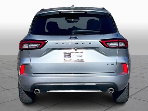 Used 2024 Ford Escape ST-Line image 4