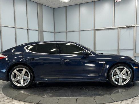 Used 2010 Porsche Panamera 4S AWD/4WD image 8