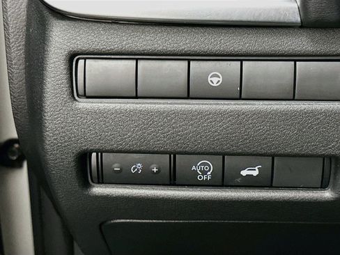 Used 2023 Nissan Rogue SV w/ SV Premium B Package AWD/4WD image 17