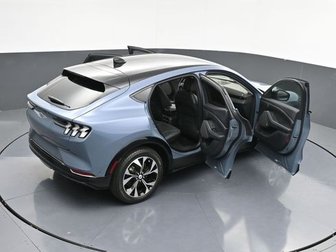 Used 2023 Ford Mustang Mach-E Premium image 43