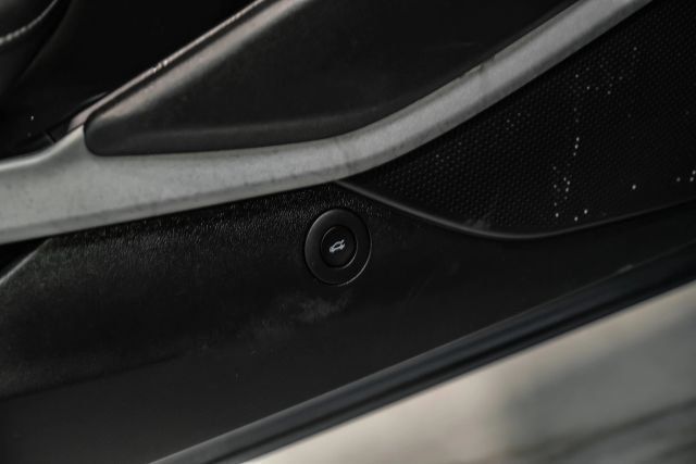 Used 2021 Chevrolet Camaro LT RWD image 34