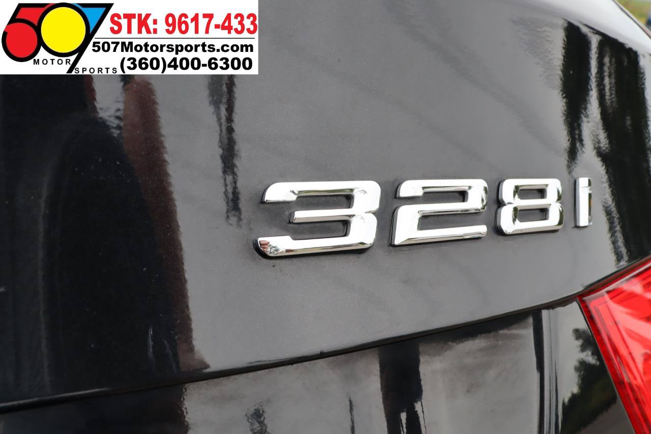 Used 2011 BMW 328i xDrive Sedan AWD/4WD image 14