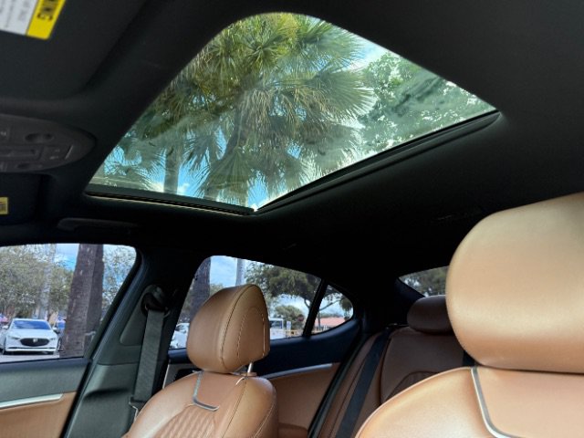 Used 2020 Genesis G70 2.0T w/ Elite Package RWD image 28