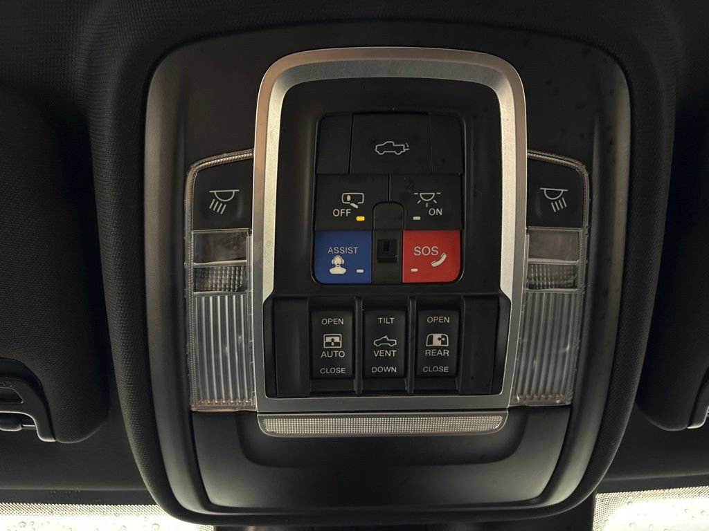 Used 2022 RAM 2500 Limited AWD/4WD image 28