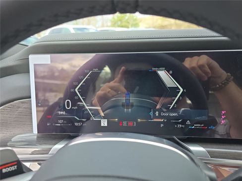 New 2026 BMW 760i xDrive w/ Executive Package image 31