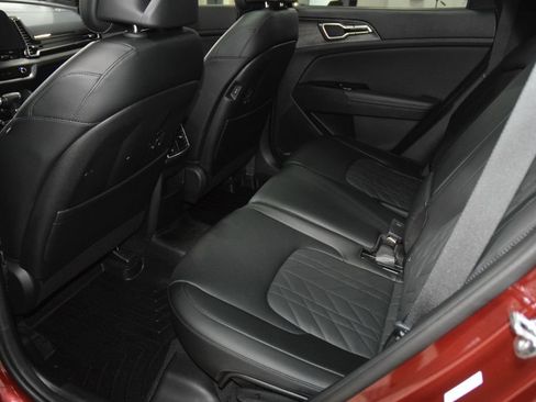 Used 2025 Kia Sportage X-Line w/ Premium Package AWD/4WD image 41