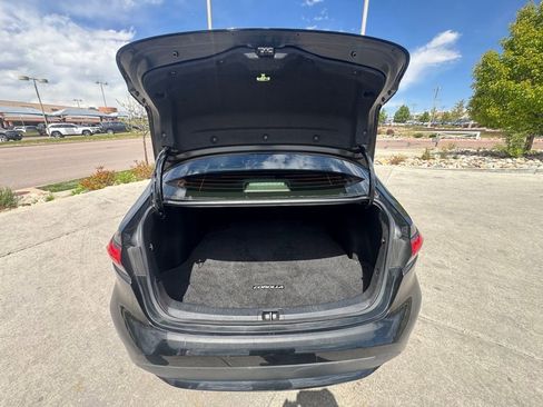 Used 2020 Toyota Corolla XLE FWD image 28
