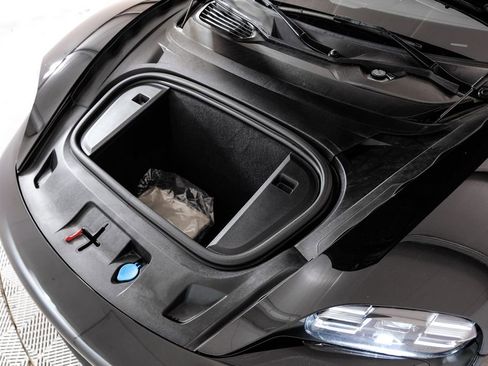 Used 2020 Porsche Taycan 4S image 50