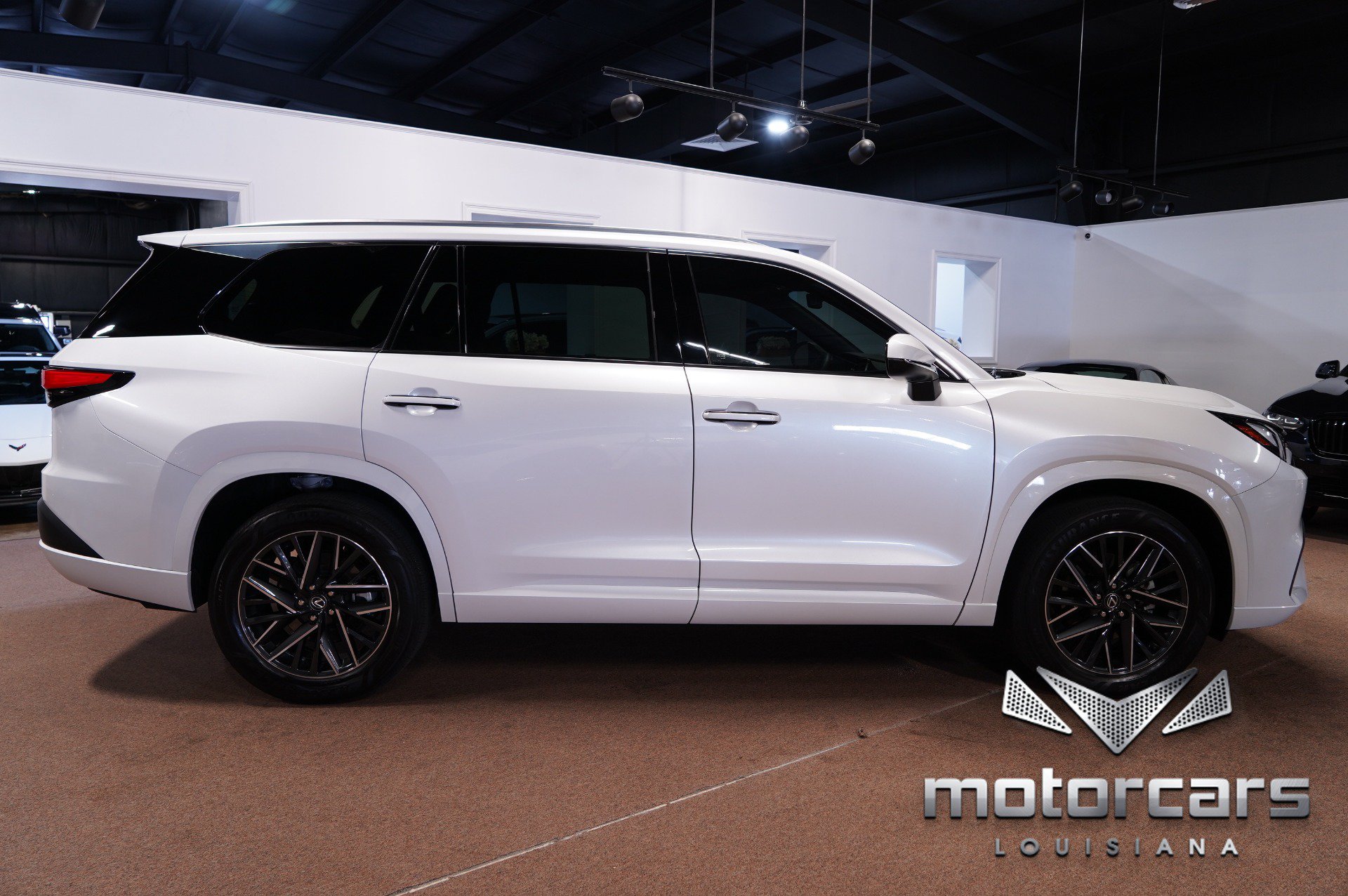 Used 2024 Lexus TX 350 AWD w/ Captains Chair Package image 8
