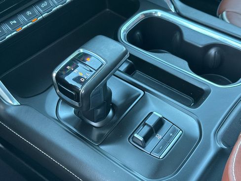 Used 2024 GMC Sierra 1500 Denali Ultimate image 24