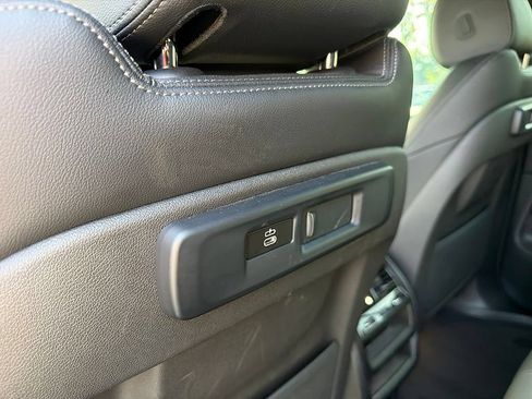 Used 2022 BMW X5 xDrive40i AWD/4WD image 9