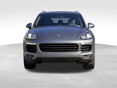Used 2018 Porsche Cayenne Platinum Edition image 8