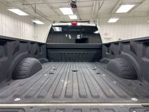 Used 2023 Ford F450 Platinum w/ FX4 Off-Road Package AWD/4WD image 20