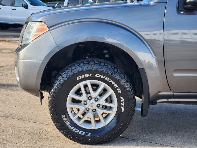 Used 2020 Nissan Frontier SV AWD/4WD image 8