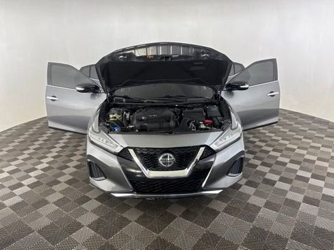 Used 2021 Nissan Maxima 3.5 SV w/ Floor Mat Group FWD image 11